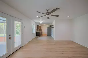 12206 Ashcroft Dr, Houston, TX 77035 - Photo 10