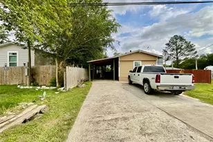 3629 County Rd 870, Alvin, TX 77511 - Photo 1