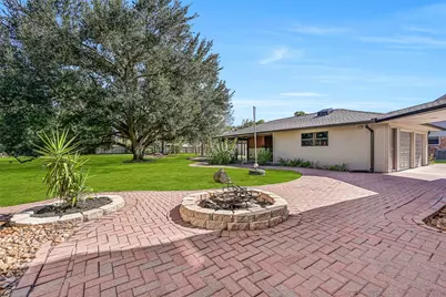 921 Falling Leaf Drive, Friendswood, TX 77546 - Photo 42