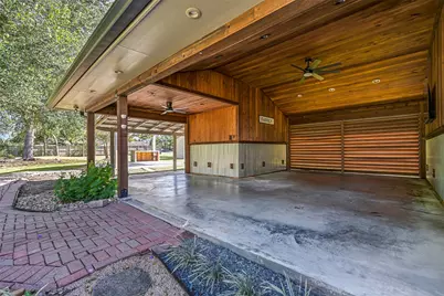 921 Falling Leaf Drive, Friendswood, TX 77546 - Photo 44