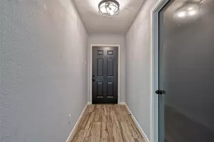 8623 Valley Forest Dr, Houston, TX 77078 - Photo 8
