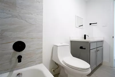 1515 Fairbanks Street, Houston, TX 77009 - Photo 28