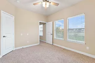 1726 Parklake Village, Katy, TX 77450 - Photo 16