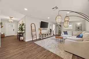 11322 Gaymoor Dr, Houston, TX 77035 - Photo 14