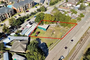 6239 Griggs Rd, Houston, TX 77023 - Photo 2