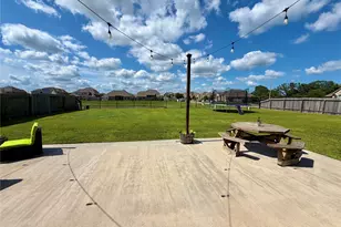 1217 Laurel Loop, Angleton, TX 77515 - Photo 42