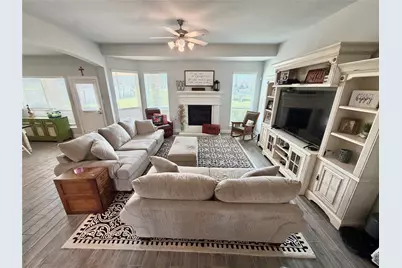 1217 Laurel Loop, Angleton, TX 77515 - Photo 8