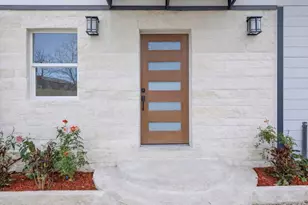 2410 E Bayshore Dr, Dickinson, TX 77539 - Photo 4