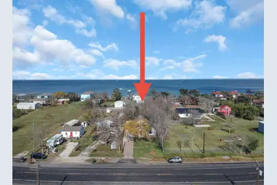 2410 E Bayshore Drive, Dickinson, TX 77539 - Photo 6