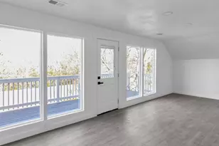 2410 E Bayshore Dr, Dickinson, TX 77539 - Photo 22