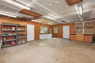 814 E X St, Deer Park, TX 77536 - Photo 36