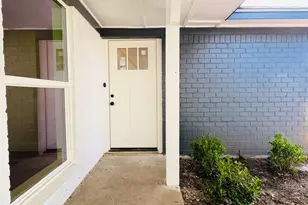 3726 Heatherbrook Dr, Houston, TX 77045 - Photo 14