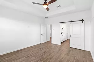 12406 Old Fashion Cir, Mont Belvieu, TX 77535 - Photo 6