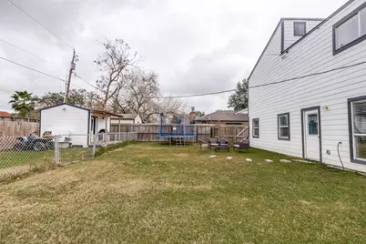 605 S Remington Drive, Angleton, TX 77515 - Photo 22