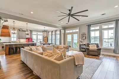 9207 W Bay Road, Galveston, TX 77554 - Photo 8