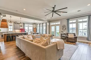 9207 W Bay Rd, Galveston, TX 77554 - Photo 8