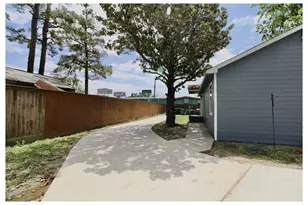 409 Robert Lee Rd, Houston, TX 77009 - Photo 20