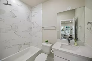 6348 Paddington Bnd Dr, Houston, TX 77008 - Photo 22