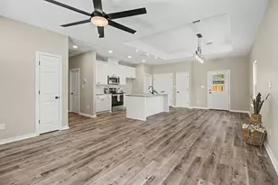 509 Milam St, Hearne, TX 77859 - Photo 4