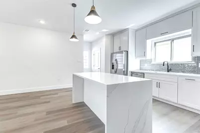 5638 Dolores Street, Houston, TX 77057 - Photo 6