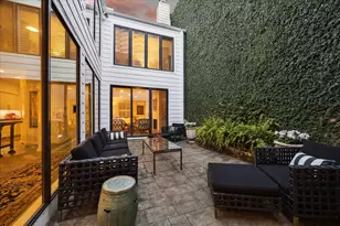 10 S Briar Hollow Ln, Houston, TX 77027 - Photo 4