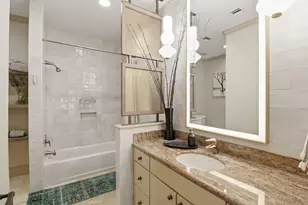 4057 Breakwood Dr, Houston, TX 77025 - Photo 16