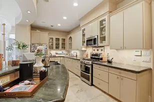 4057 Breakwood Dr, Houston, TX 77025 - Photo 6