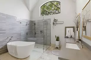 4057 Breakwood Dr, Houston, TX 77025 - Photo 10