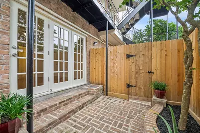453 N Post Oak Lane, Houston, TX 77024 - Photo 1