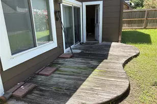 1664 Beaconshire Rd, Houston, TX 77077 - Photo 20