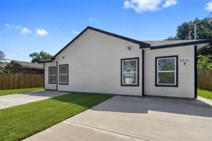 6010 Bobby Burns St, Houston, TX 77028 - Photo 4