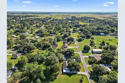 407 Lazy Lane, Anahuac, TX 77514 - Photo 28