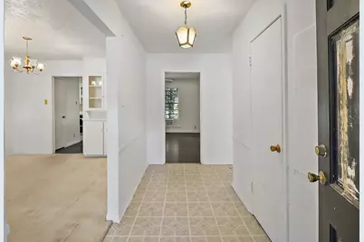 407 Lazy Lane, Anahuac, TX 77514 - Photo 4