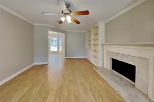 3918 Forest Village Dr, Houston, TX 77339 - Photo 4
