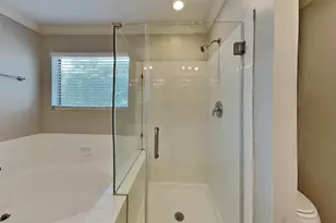3918 Forest Village Dr, Houston, TX 77339 - Photo 14