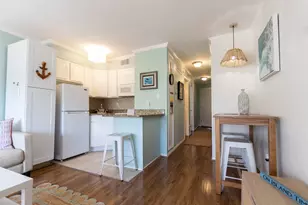 6102 Seawall Blvd, Galveston, TX 77551 - Photo 2