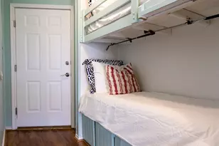 6102 Seawall Blvd, Galveston, TX 77551 - Photo 12