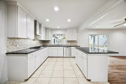 2506 Avalon Place, Houston, TX 77019 - Photo 12