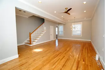 1030 W 16th Street, Houston, TX 77008 - Photo 4