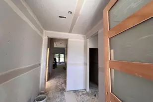 8598 Sana Dr, Beaumont, TX 77713 - Photo 4