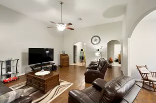 2020 Borthwick Ln, Conroe, TX 77301 - Photo 8