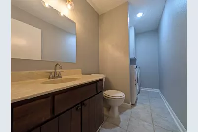 12027 Greenwood Forest Drive #B, Houston, TX 77066 - Photo 24