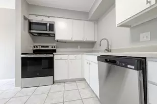 12027 Greenwood Forest Dr, Houston, TX 77066 - Photo 6