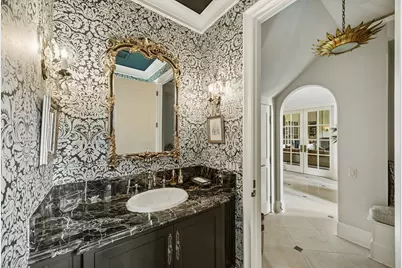 33 E Broad Oaks Drive #B, Houston, TX 77056 - Photo 16