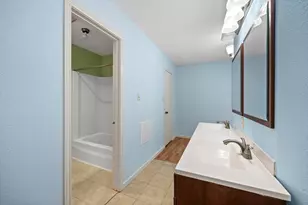 10831 Sandpiper Dr, Houston, TX 77096 - Photo 18