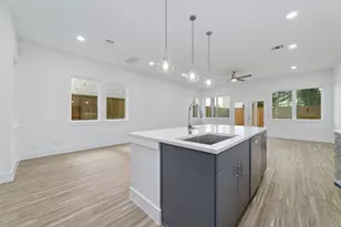 2109 Holman St, Houston, TX 77004 - Photo 10