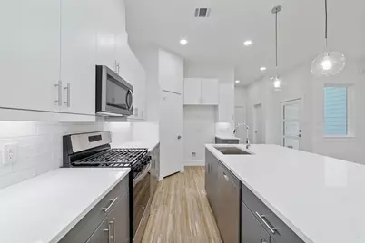 2109 Holman Street, Houston, TX 77004 - Photo 8