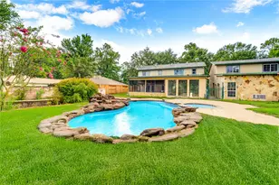 303 Shady Glen Ln, Conroe, TX 77385 - Photo 2