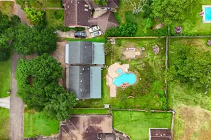 303 Shady Glen Ln, Conroe, TX 77385 - Photo 4