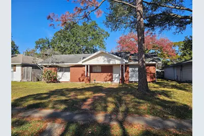 305 Helen Drive, Deer Park, TX 77536 - Photo 1